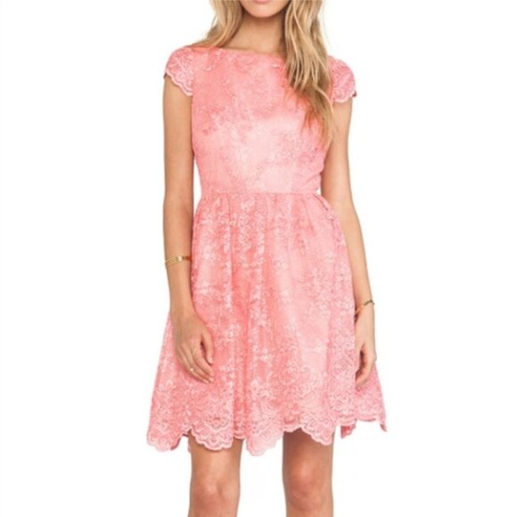 Alice + Olivia Zenden Scallop lace Scoop Neck Edge Dress size 10 - Picture 1 of 7